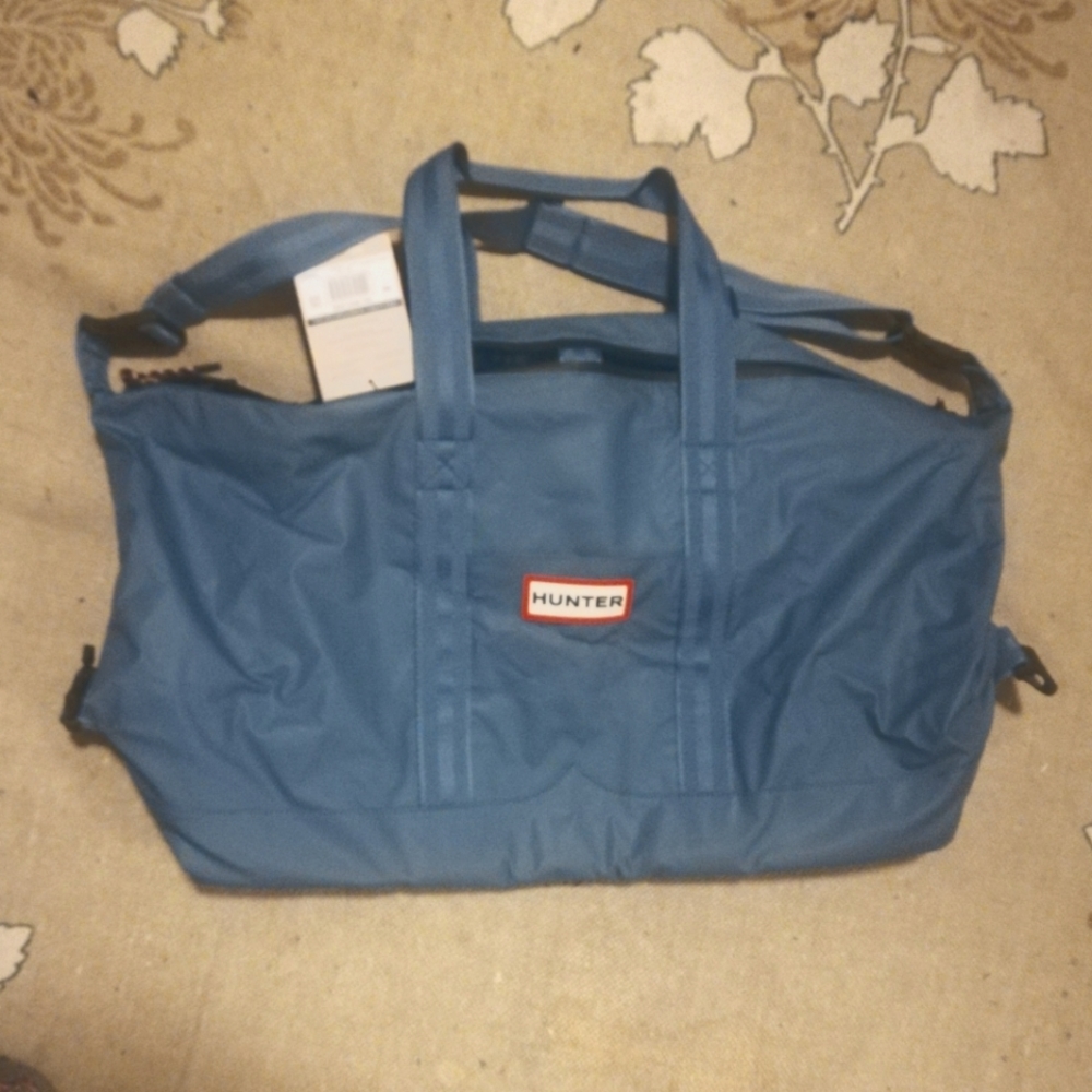 Hunter Lightweight Rubberized Weekender Bag NWT